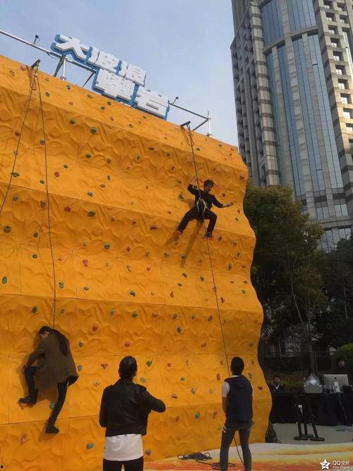成人攀岩器械训练视频,解锁攀岩技巧与体能提升之道