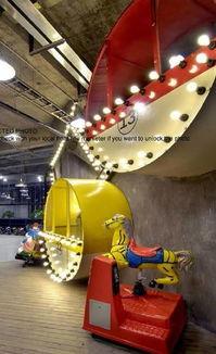 成人蹦床保龄球视频,揭秘成人蹦床保龄球的惊险与趣味