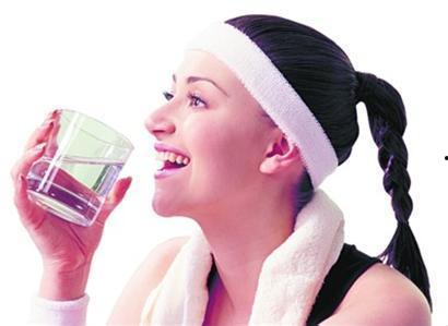 成人温水擦身体好吗视频,成人日常护理的温馨选择